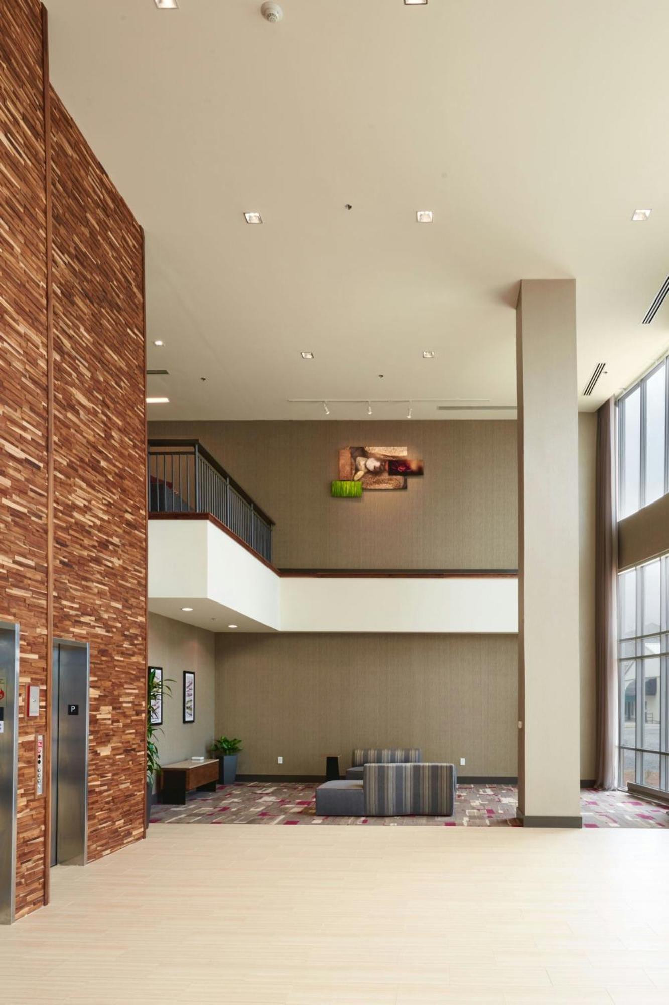 Courtyard By Marriott Rome Hotel Exterior photo